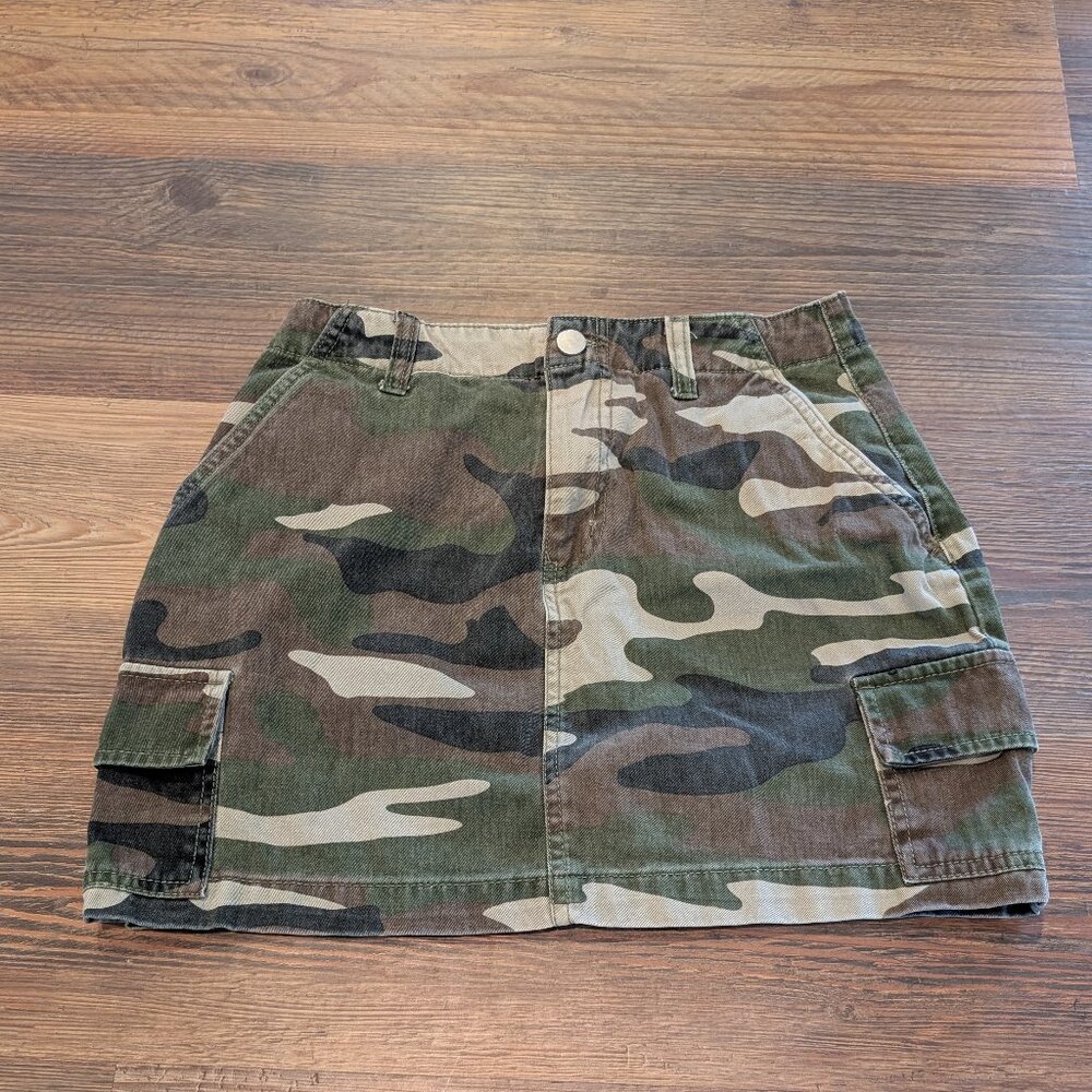 Forever 21 Camo Mini Skirt with Cargo Pockets